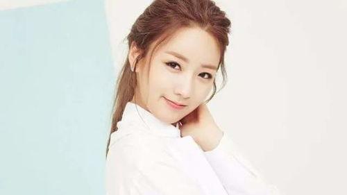 尹普美八卦,揭秘明星背后的八卦风云