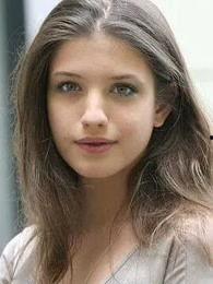 艺人安娜资料,璀璨星河中的璀璨星辰